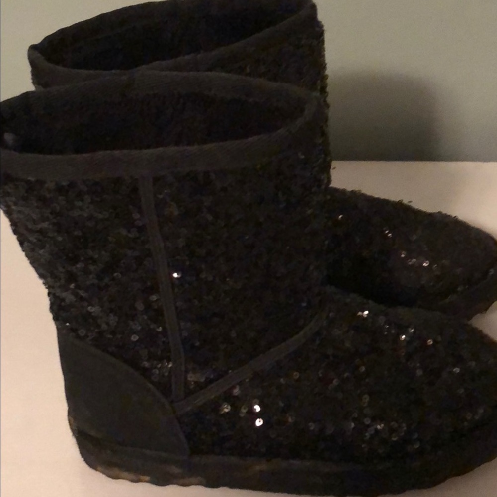 Girls sequin black boots size 2, Children’s Place
